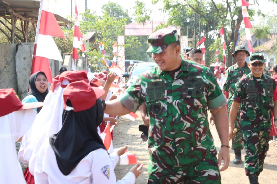 Wujud Nyata Pengabdian TNI untuk Rakyat, Kasdam III/Siliwangi Tutup TMMD ke-129 Kodim 0620/Kab. Cirebon di Luwung Kencana